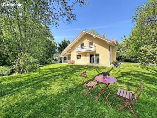 Maison 5 pièces 137 m²