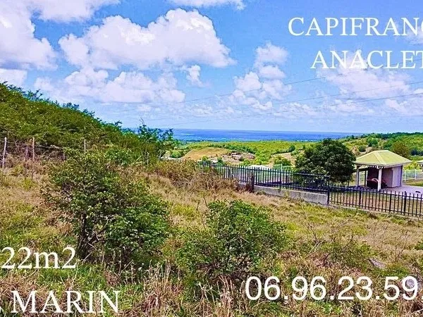 À vendre - Terrain vue mer au Marin (522 m²)