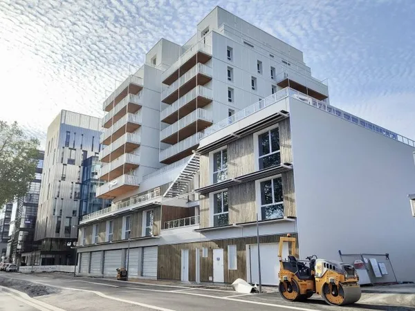 Bureaux 767 m²