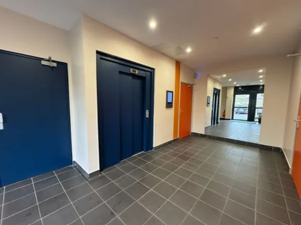 Appartement 4 pièces 77 m²