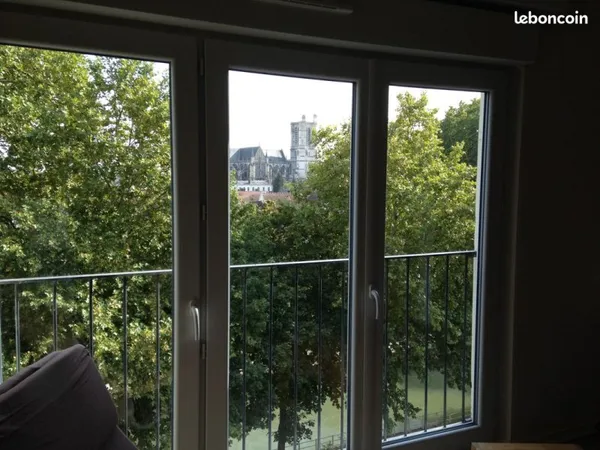 Bel appartement traversant F4