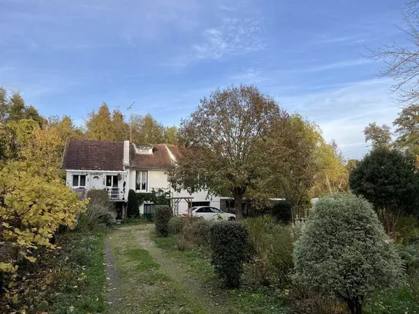 Maison en pierre de 4 pièces principales