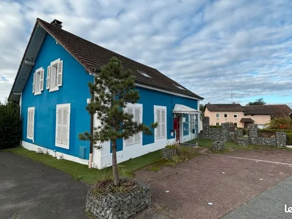 Locaux 182 m² - SEVENANS