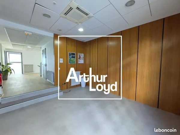 Bureaux 120 m²