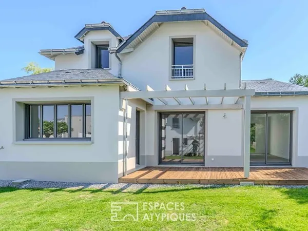 La Baule Élégance et cachet pour cette villa balnéaire neuve, clé en main, à deux pas des commerces,