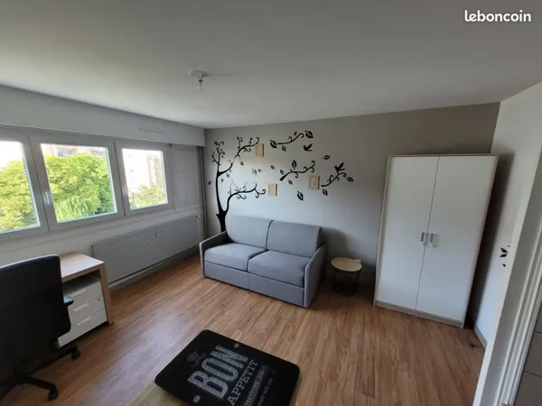 95 000 - STUDIO MEUBLE 20.57m² + GARAGE + CAVE SECURISES