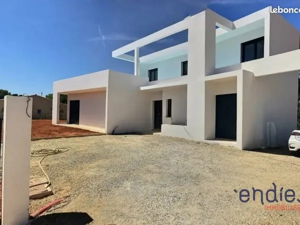 Villa 4 pièces 125 m²