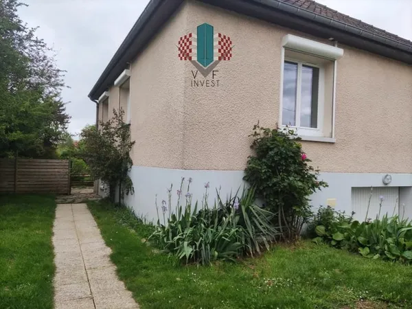 Maison, sous sol dont garage , 2 chambres, jardin clos