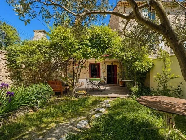 Maison 3 pièces 82 m²