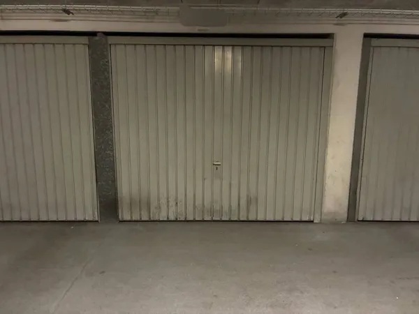 Parking 12 m²