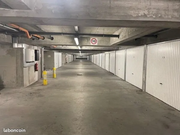 Loue Place de Parking Sécurisée