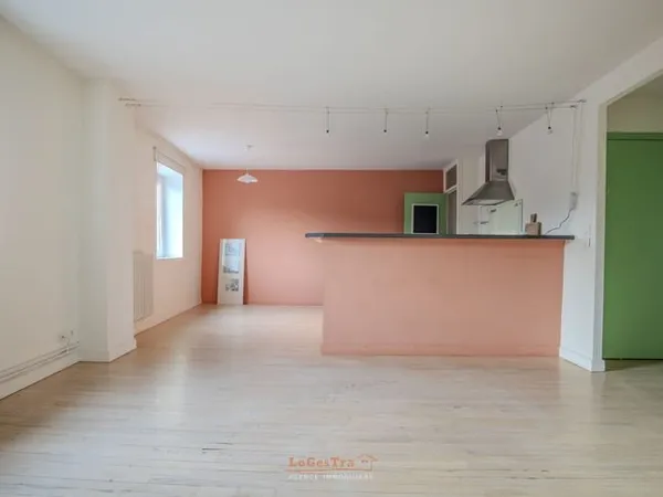 Appartement T3 centre-ville de Vittel