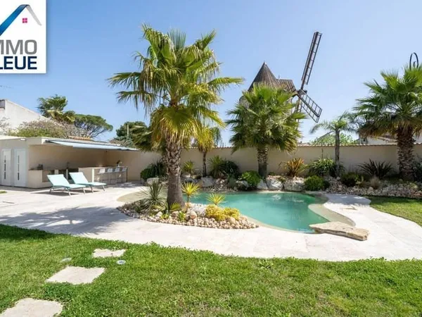 Maison 7 pièces 270 m²