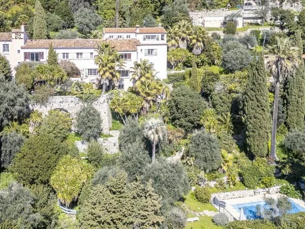 EXCLUSIVITE - Maison d'artiste Art-Déco florentin à Grasse ?