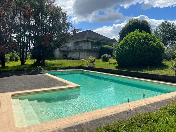 Maison 6 pièces 190 m²