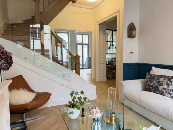 Vends maison - 237m²