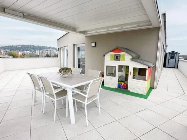 ANNEMASSE Appartement T4 en attique , 91 m2, terrasse 80 M2, vue panoramique , 799000 euros