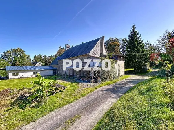 Montaigu Les Bois - Propriété sur 5ha comprenant maison + gîte exploitable, studio et dépendance à a