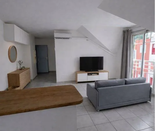 Studio meublé 35 m² - Saint-Joseph 97480 - Résidence calme + parking