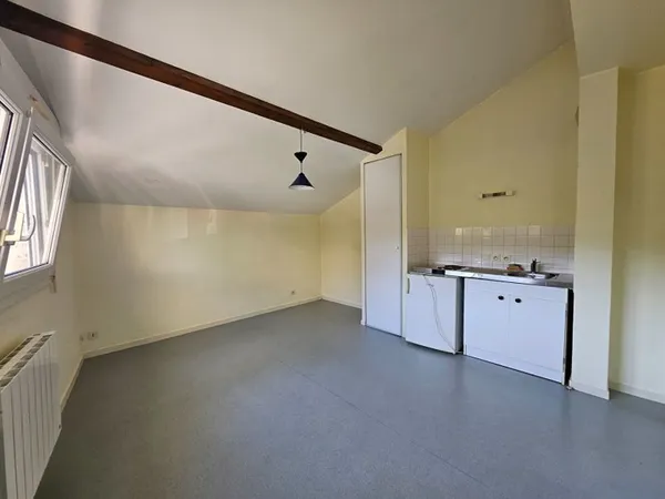 APPARTEMENT BOURG EN BRESSE - 1 pièce(s) - 26 m2