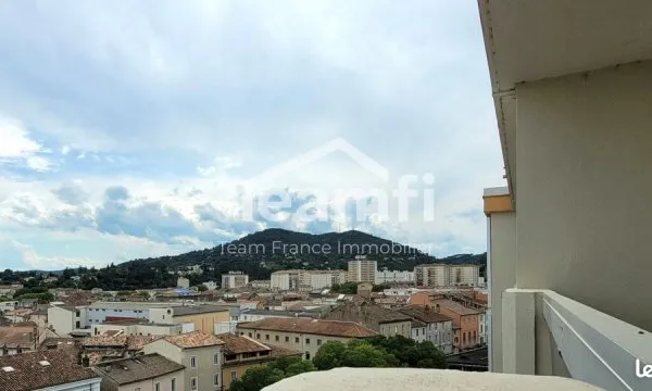 Appartement 4 pièces 79 m²