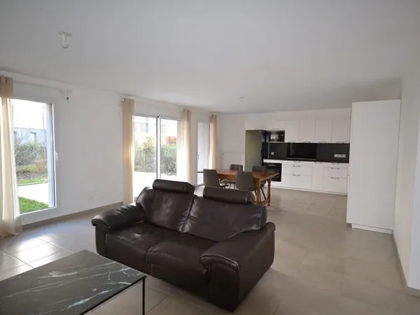 SAINT JORIOZ - T5 en rez-de-jardin à vendre