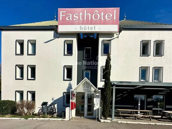 Fonds de commerce 990 m²