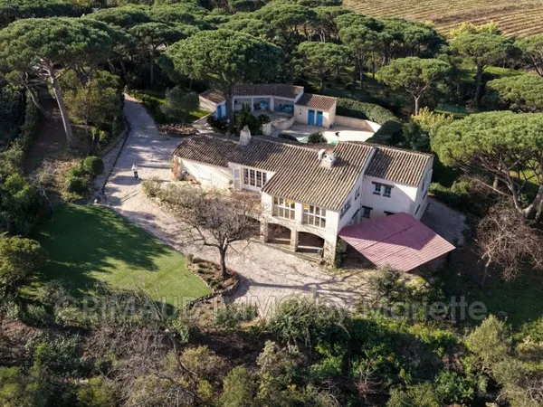 Maison 6 pièces 170 m²