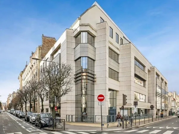 Bureaux 1105 m²