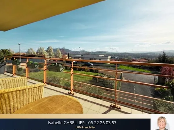 COURNON-D'AUVERGNE (63800) - T4 lumineux de 82 m² avec spacieux balcon, garage, cave et vue panorami