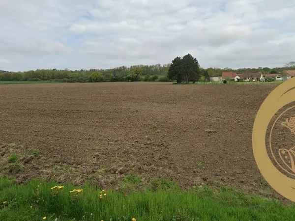 Terrain 642 m² Sorrus