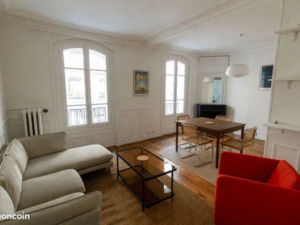 Bel appartement meublé dans une impasse calme - Double séjour, Gambetta Paris 20e