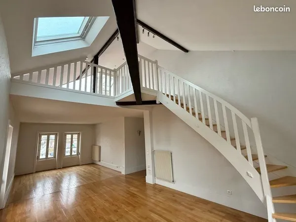 🏡 À vendre - Appartement duplex avec terrasse et vue Moselle - Épinal