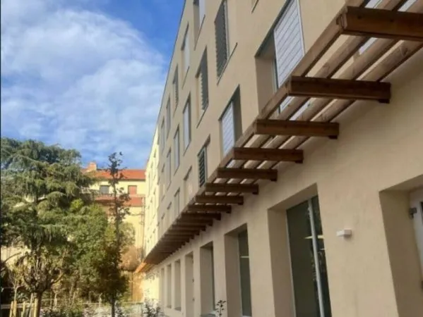 Bureau 268 m²