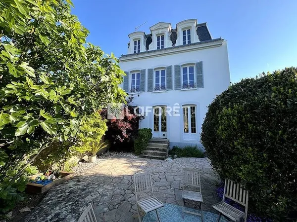 Maison 6 pièces 135 m²