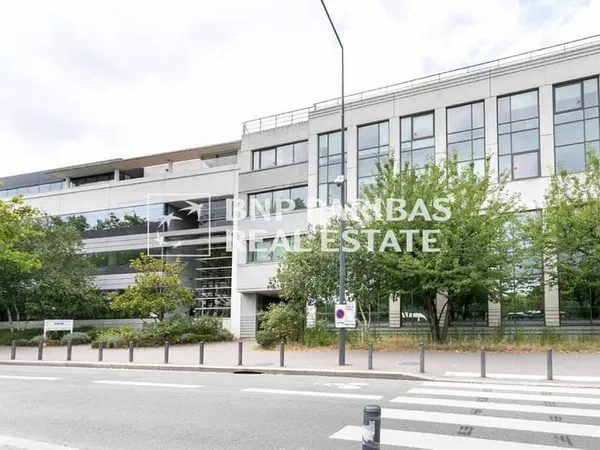 Bureaux 1013 m²