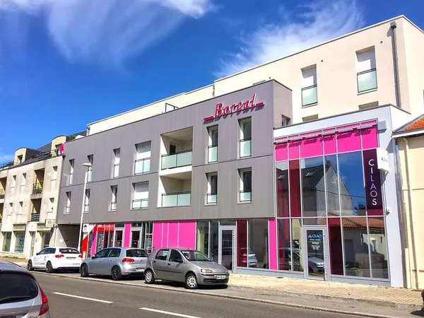 Place dans Pôle Santé - au mois ou 1 j/ semaine