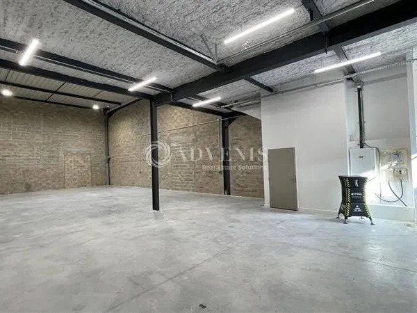 Local d'activité 270 m²