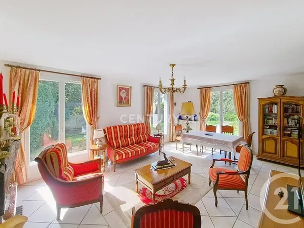 Maison 5 pièces 140 m²