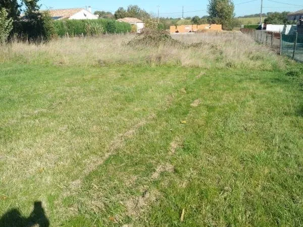 Terrain plat 1281 m² ALBI