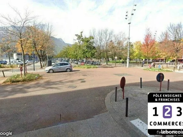 Restauration rapide 130 m²