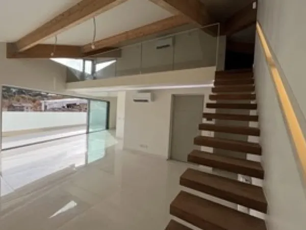 Opportunité Unique ! Duplex de Standing 112m2, terrasse 25,