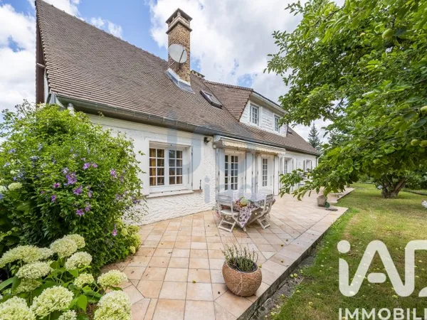 Maison 8 pièces 195 m²