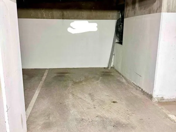 Parking 28 m²