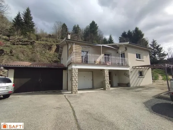 Maison 129m² env., garage, terrain 3900m² env. attenant
