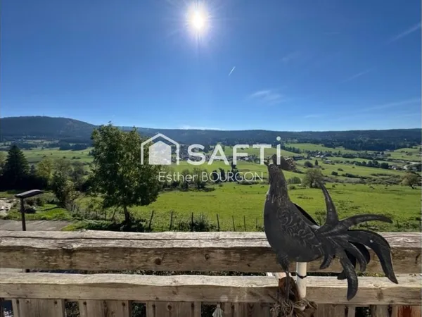 MAISON avec trois appartements - vue dégagée - sauna-spa
