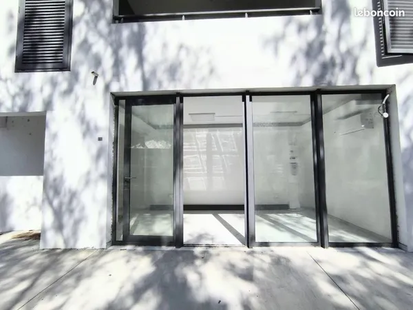 Local commercial 19 m² Saint-Pierre