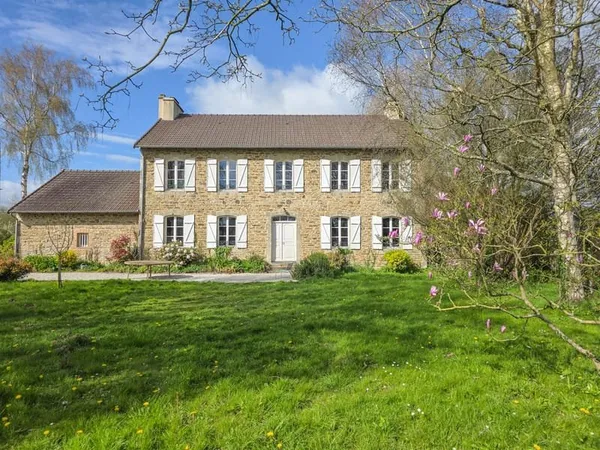 Maison du 19eme siècle à Proximité de Carentan les Marais et de Saint Lô
