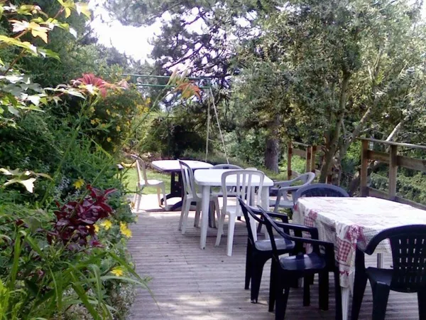 AIX-Tresserve, à 3 dans Villa, Vue Lac, jardin, garage