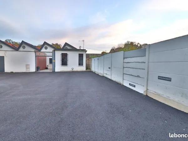 Parking/box Sainte-Savine